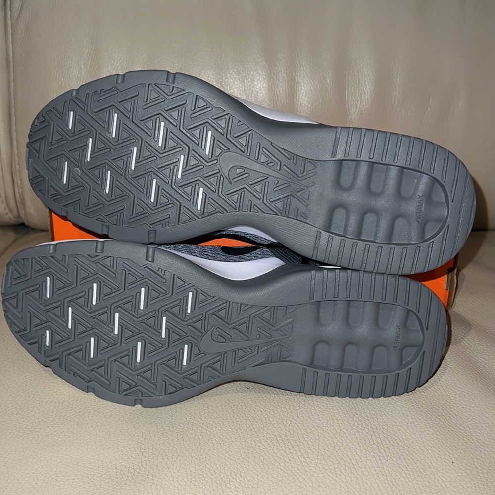 Nike Air Max Alpha Trainer 4 - Picture 8 of 9